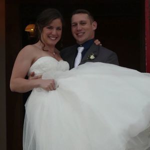 Meet your Posher, Charis